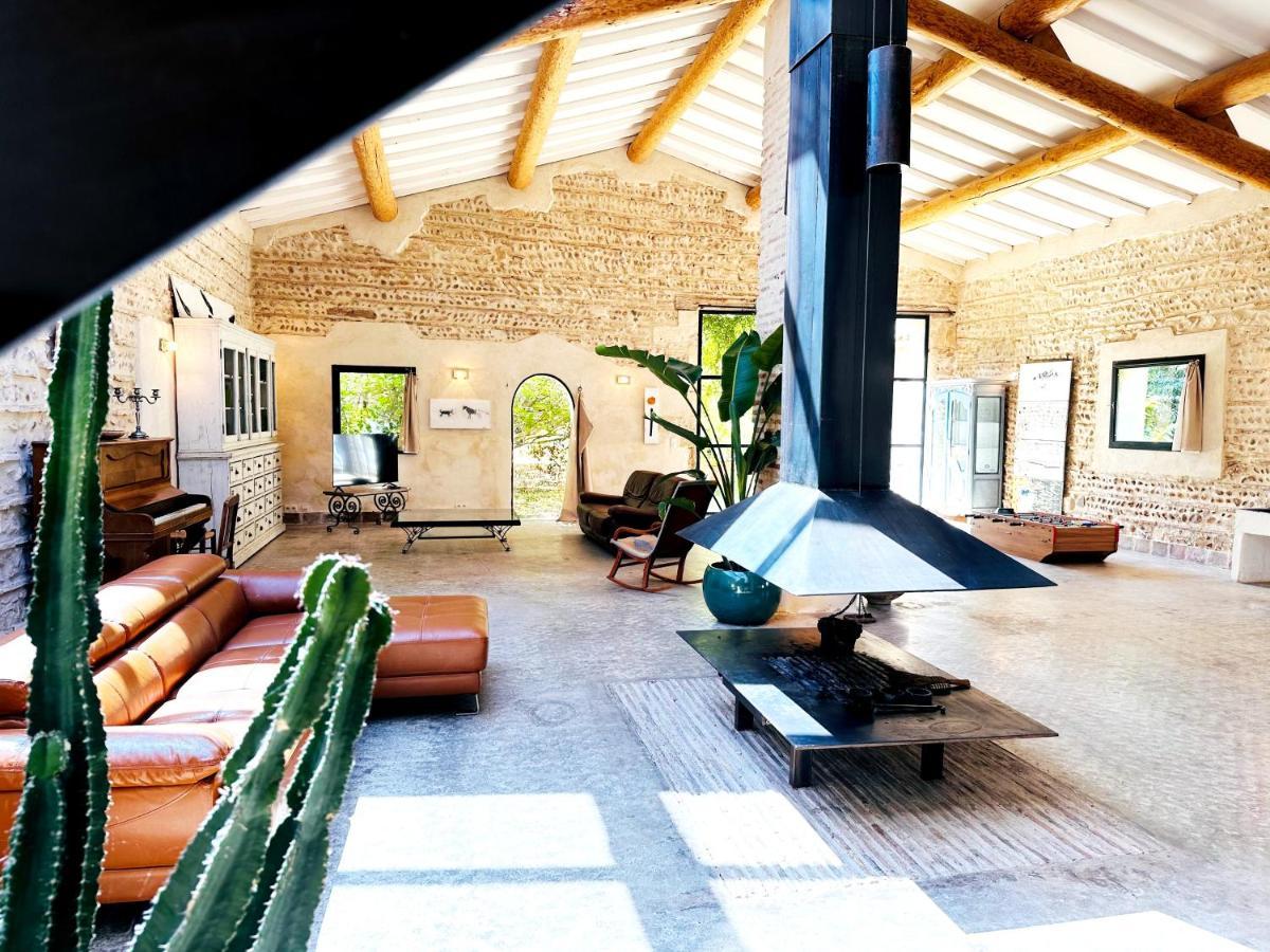 Magnifique Loft - Piscine - Tennis - Babyfoot Ним Екстериор снимка