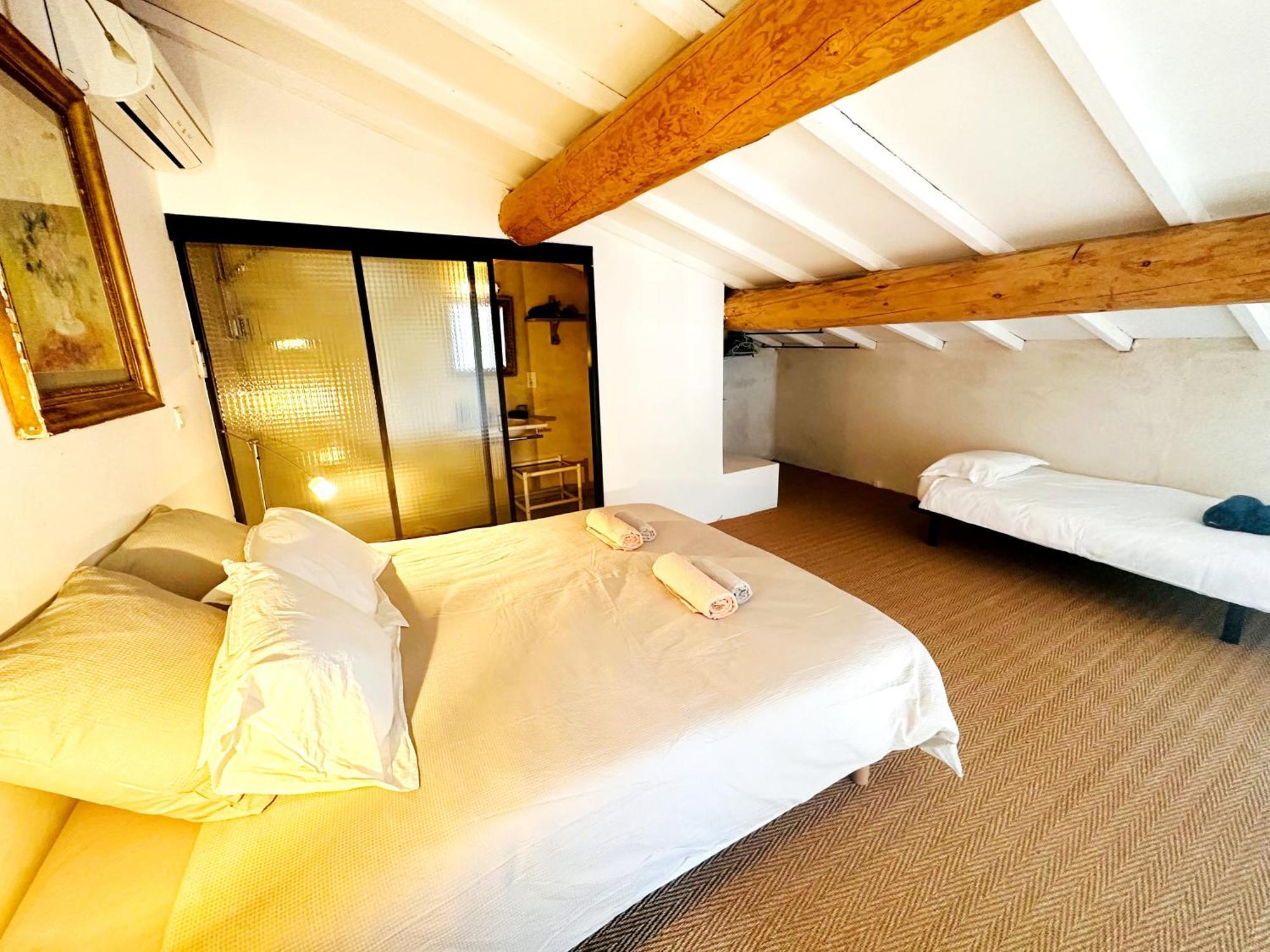 Magnifique Loft - Piscine - Tennis - Babyfoot Ним Екстериор снимка